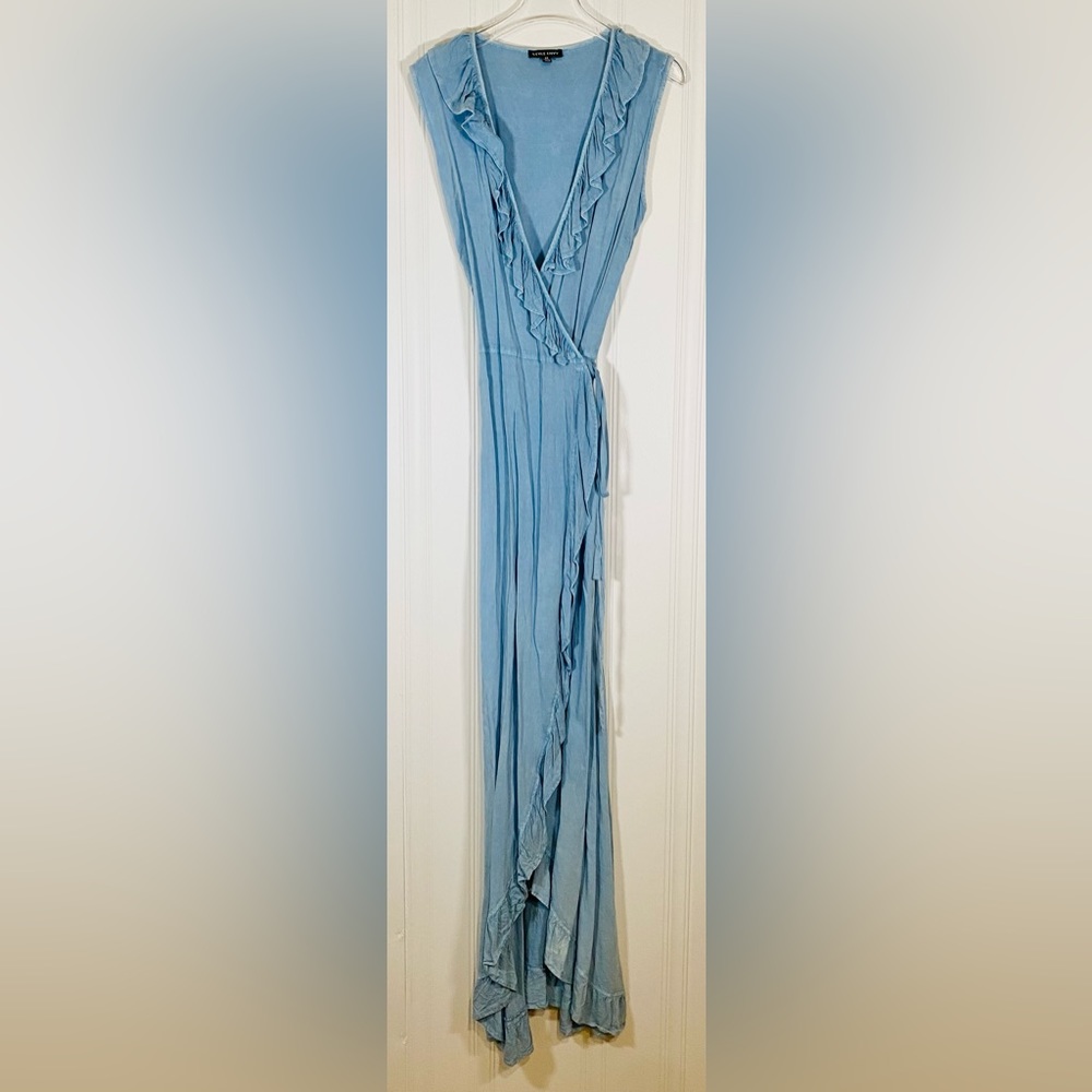 Style Envy Chambray Denim Ruffle Wrap Dress Medium
